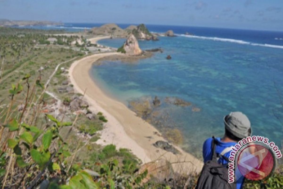 Pariwisata Lombok Tengah Untuk "Indonesia WOW"