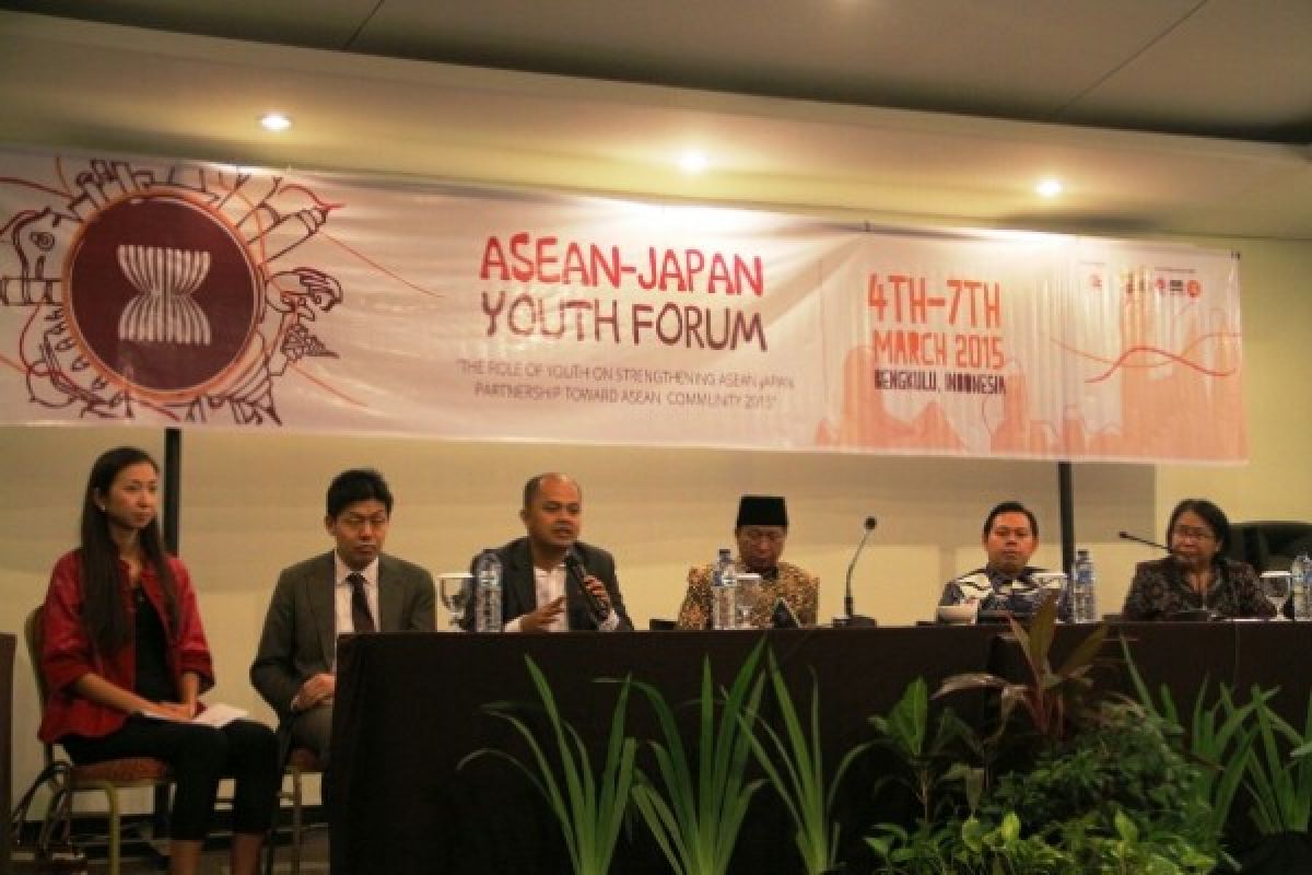 The ASEAN-Japan Youth Forum 2015 di Bengkulu