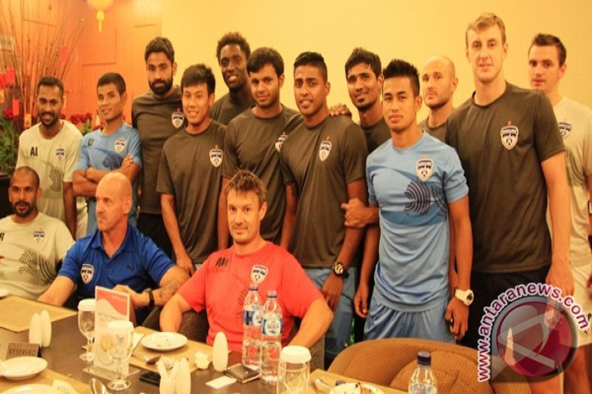 JSW Bengaluru FC berlatih di markas Persidafon Dafonsoro