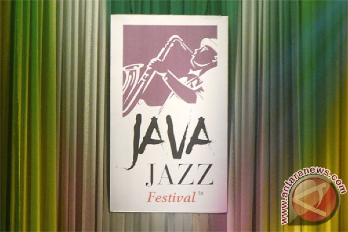Jelang Christina Perri tampil, antrean penonton Java Jazz mengular 