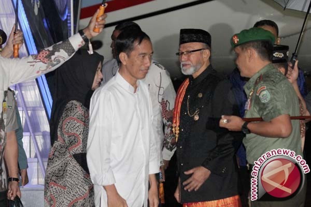 Presiden Kunjugi Arun dan Waduk Keureuto Aceh