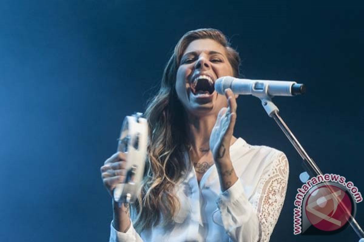 Christina Perri ajak penonton JJF selfie rame-rame