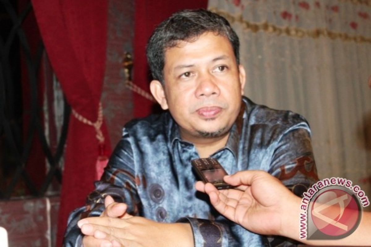 Fahri Hamzah janji bantu pembangunan Kota Jayapura