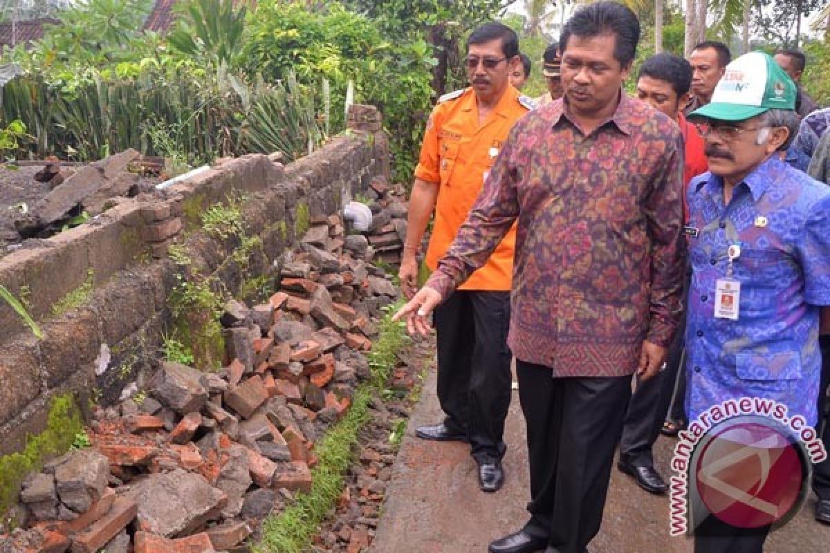 Wagub Bali Kunjungi Korban Puting Beliung Gianyar