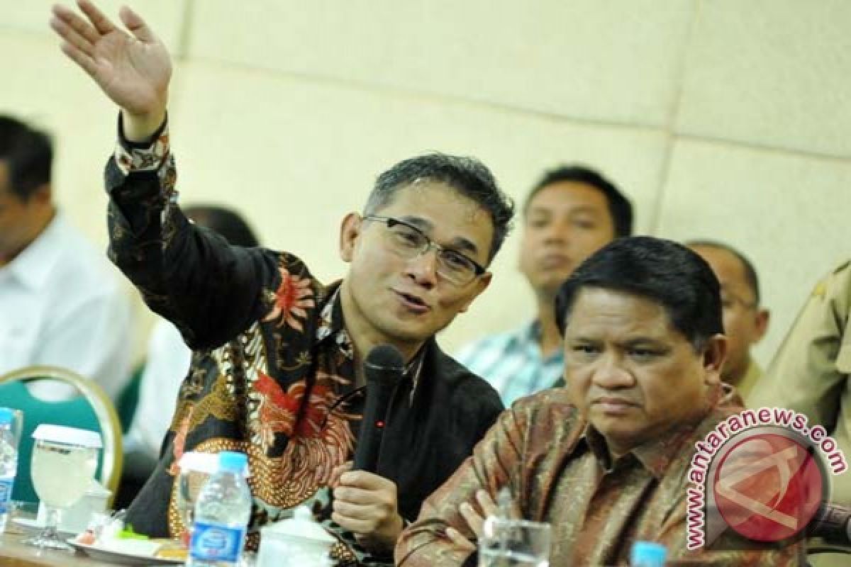 Legislator sambut baik kerja sama Apdesi-Apkasi