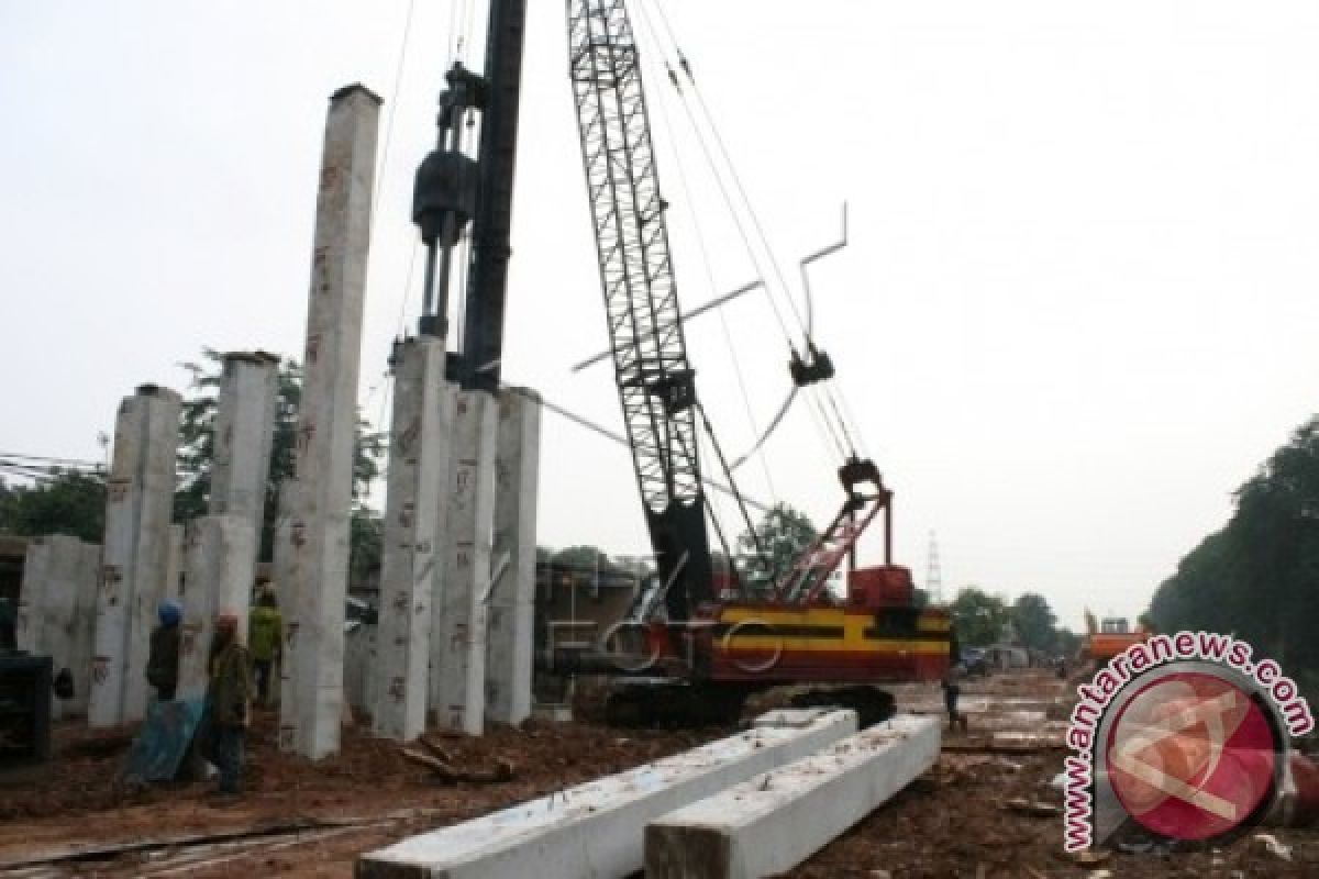 Tol Becakayu Berubah Jalur