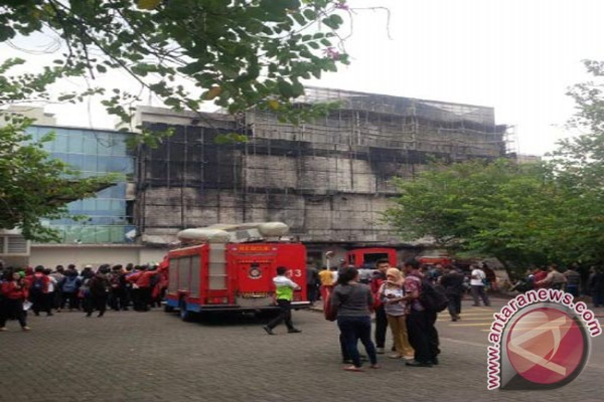 Margo City Ditutup Untuk Selidiki Penyebab Kebakaran