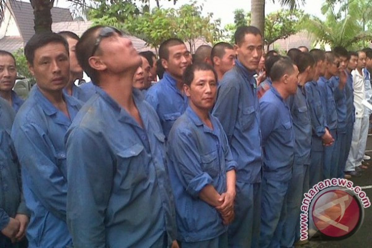 Banjarmasin Immigration Deported 23 Chinese Foreign Workers