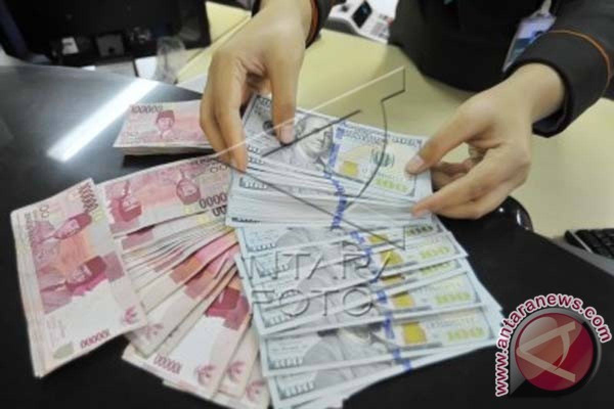 Rupiah Menguat jadi Rp13.045 per Dolar AS