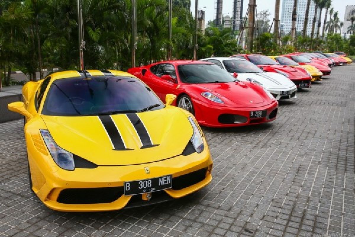 Pemilik Ferrari akan melawat ke Singapura dan Malaysia