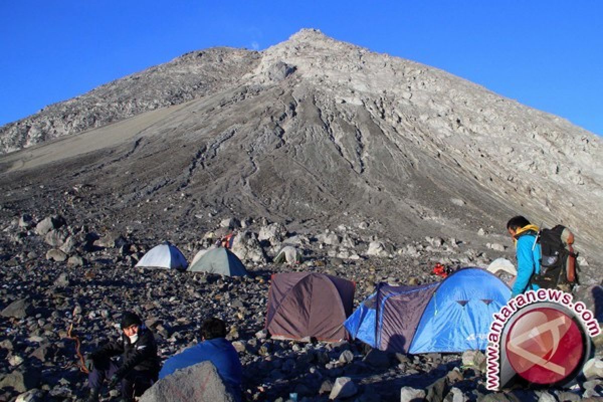 Tim SAR: Jumlah Pendaki Merapi Terus Meningkat