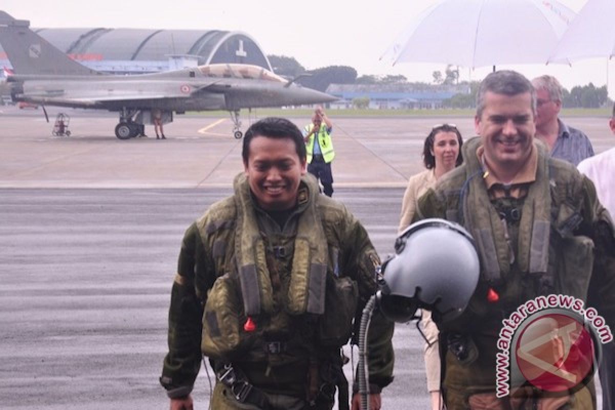 Tiga penerbang tempur TNI AU coba C01 Rafale Prancis 