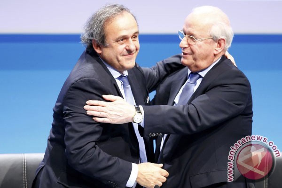 Platini: UEFA tetap cinta FIFA