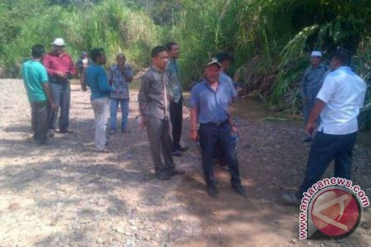 Legislator: Sungai Dangkal Akibat Pembukaan Tambang