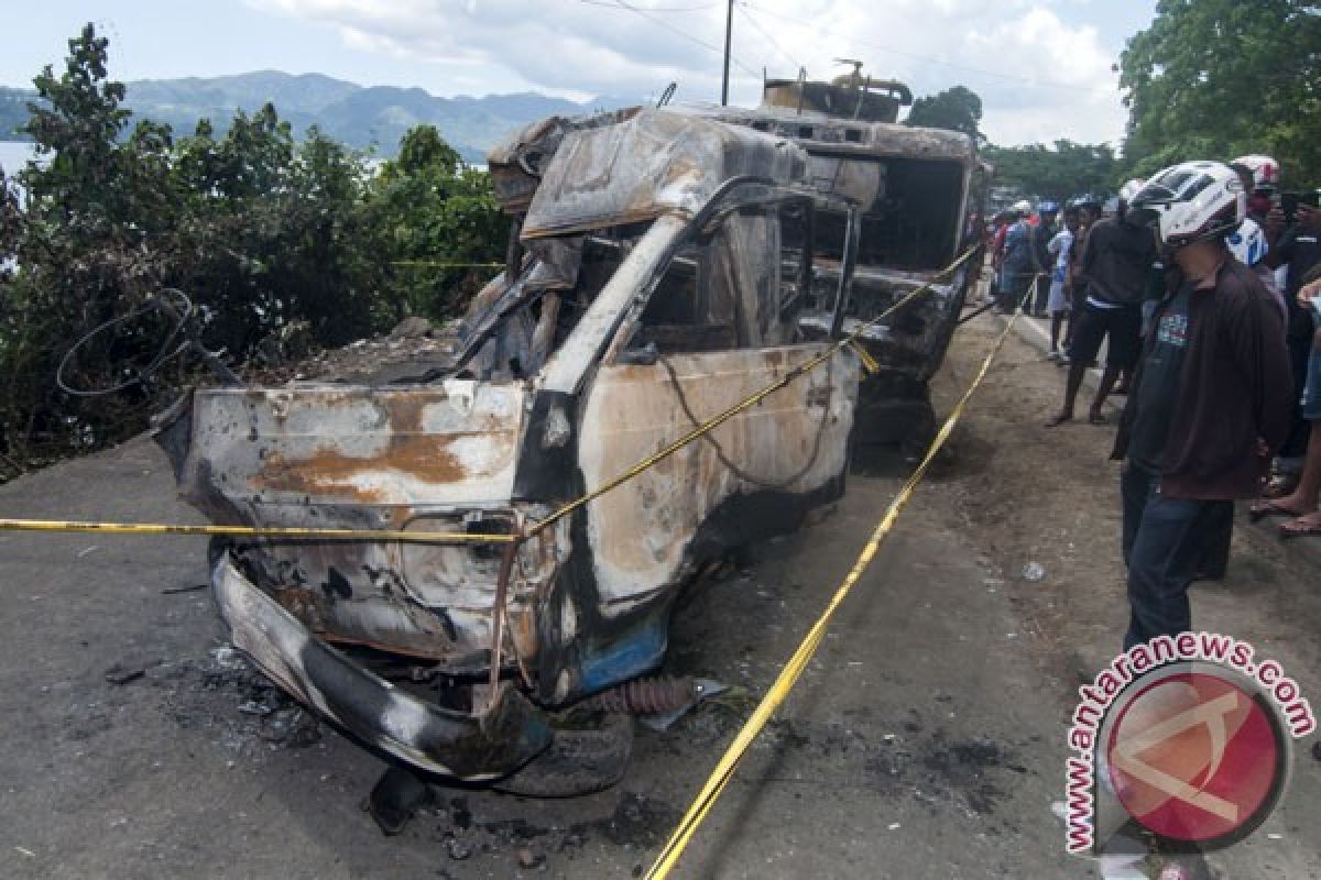 Korban tewas tabrakan beruntun Ambon 6 orang