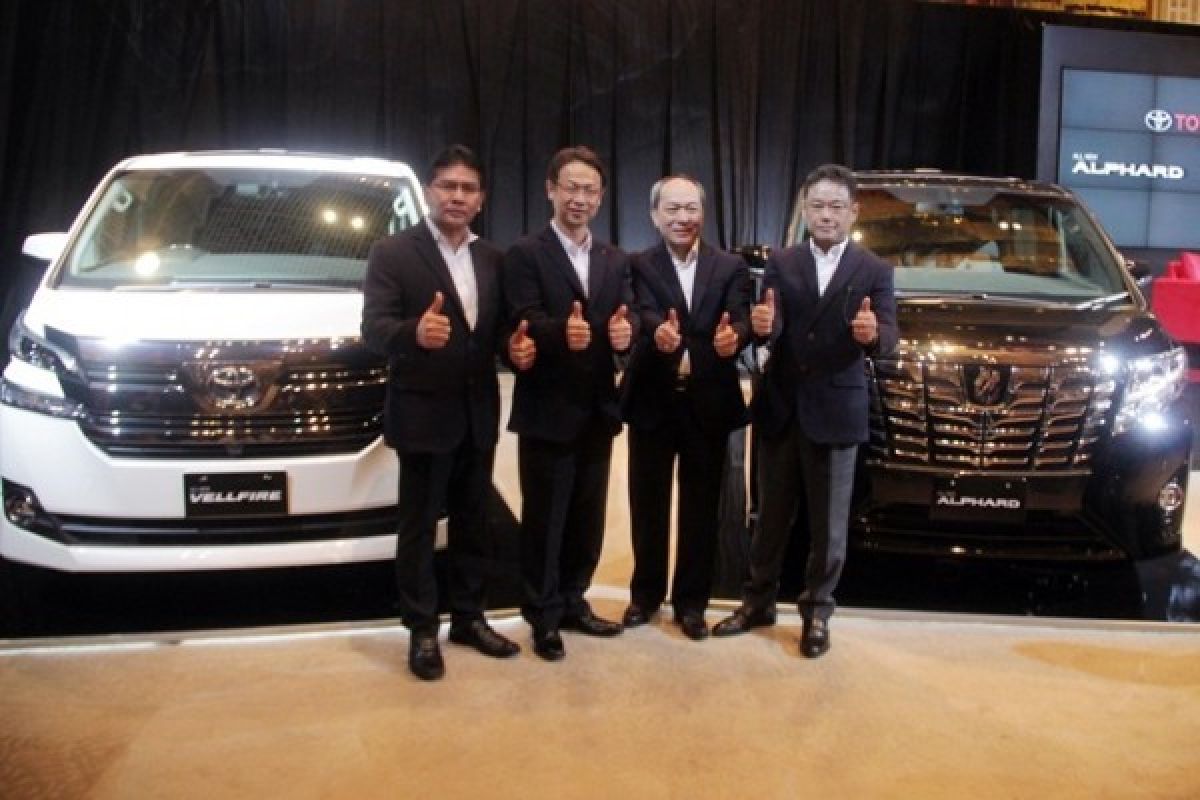 All-new Alphard dan All -new Vellfire Merupakan MPV Premium Toyota