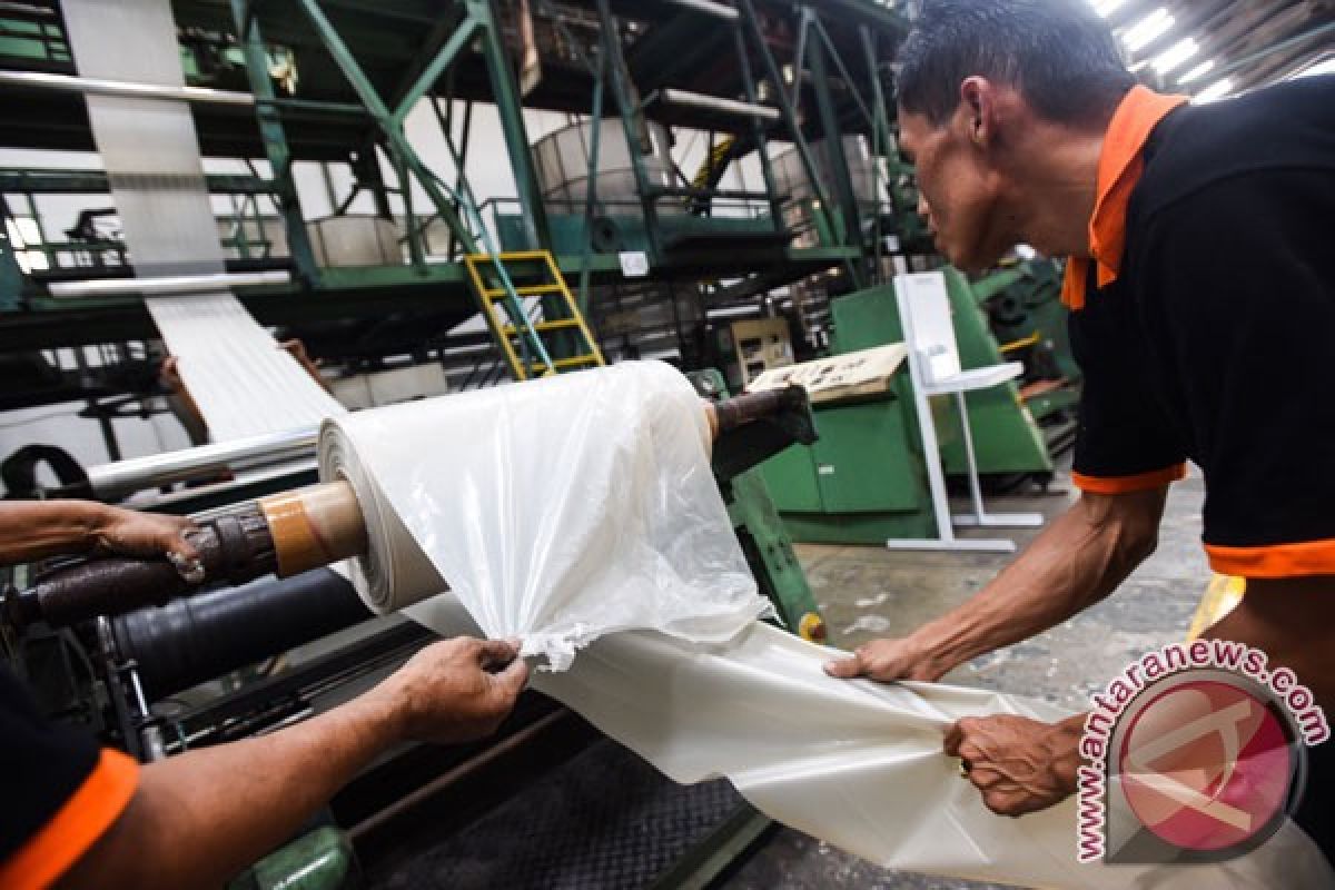 Produk plastik Indonesia berhasil penuhi standar  Inggris