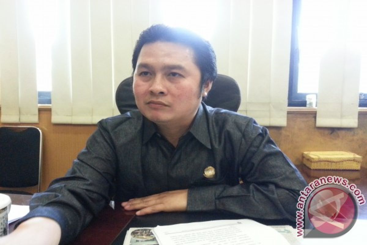 Pansus DPRD minta jalan Palembang-Indralaya diperbaiki 