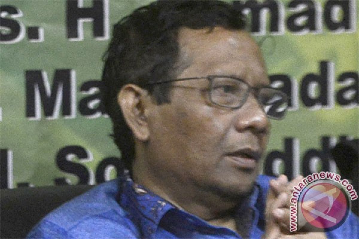 Bursa cawapres, Ray Rangkuti: Mahfud terkendala restu PKB