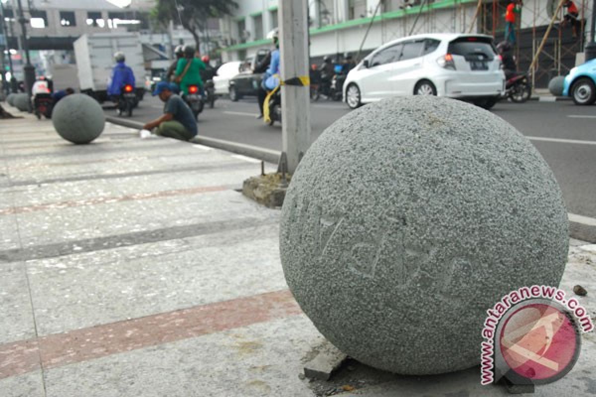 Walikota: Wapres minta bunga diperbanyak di bandara