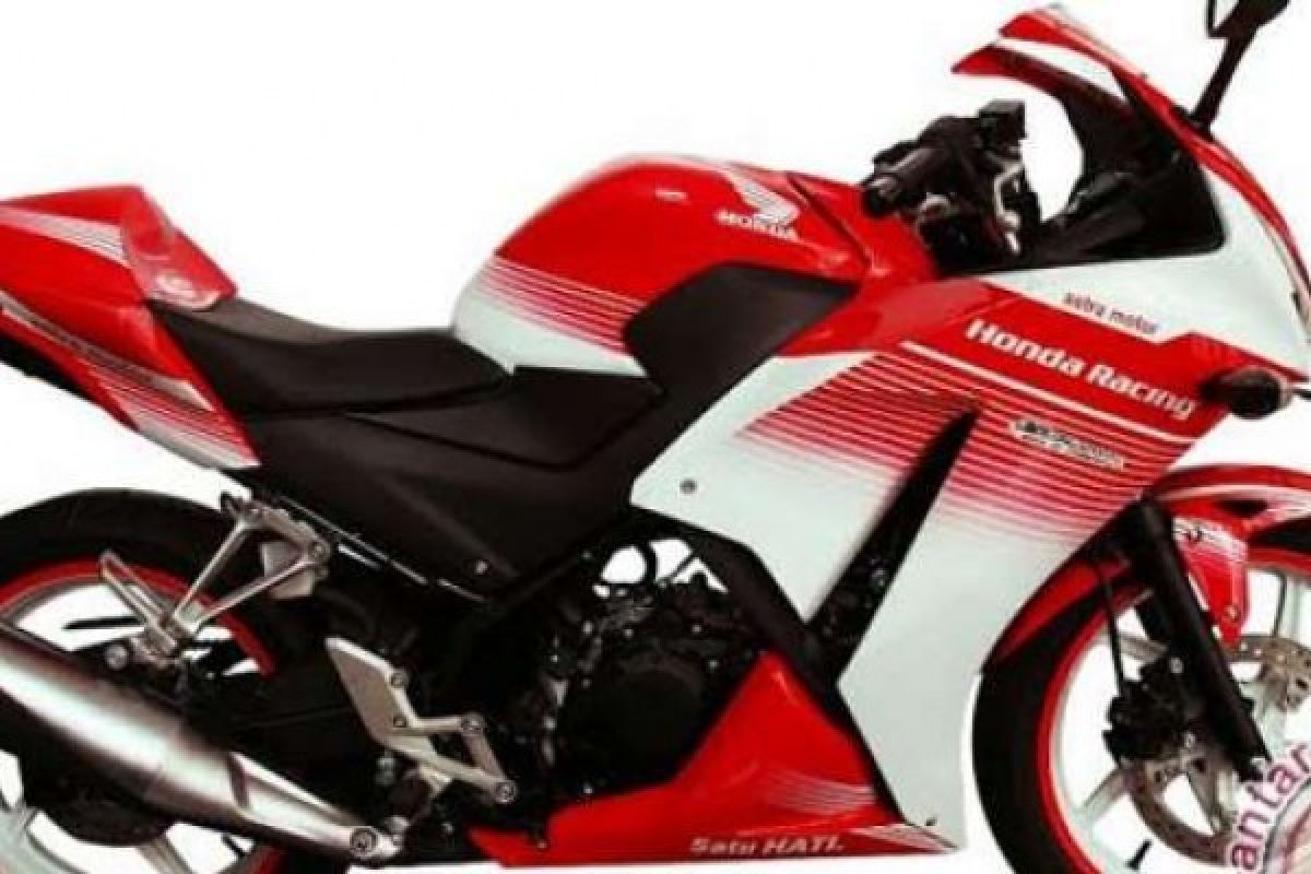 CBR 150 Special Edition Disiapkan Pada Ulang Tahun Astra 45 Tahun