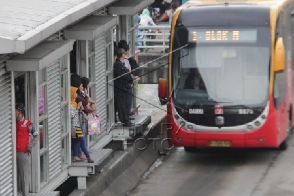 Wali Kota: Busway Bukan Saingan Angkot