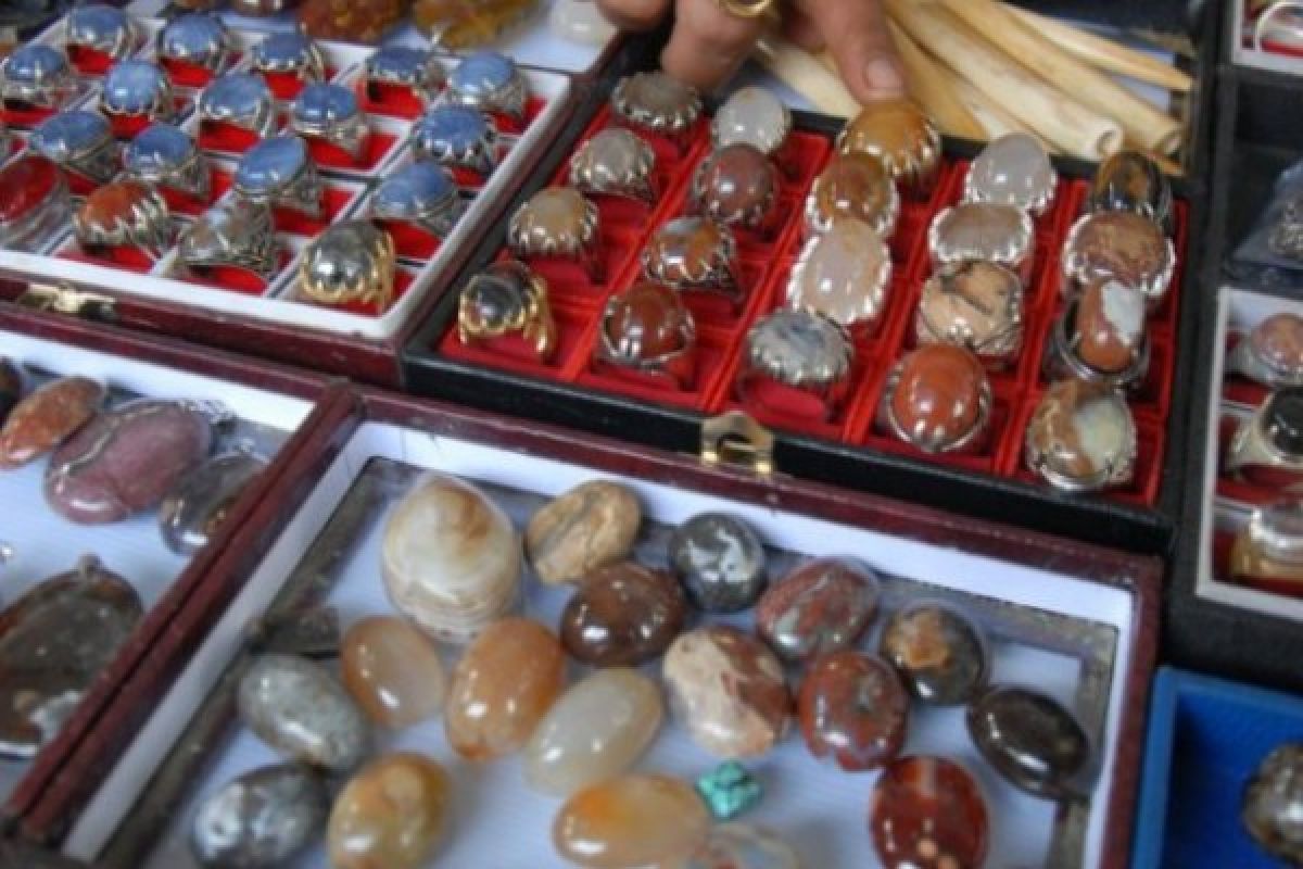 Batu Akik Bermotif Kaabah Ditemukan di Sulteng