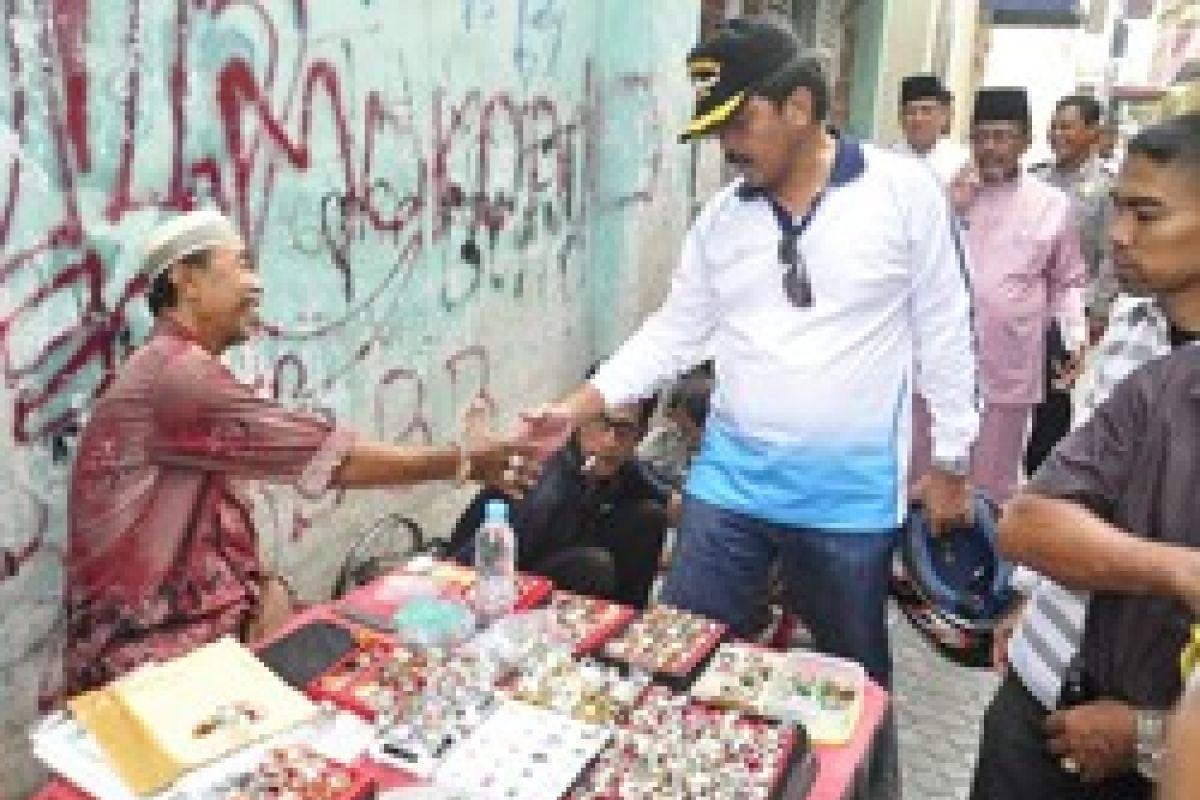 Pemkab Karimun akan Buka Pasar Batu Akik