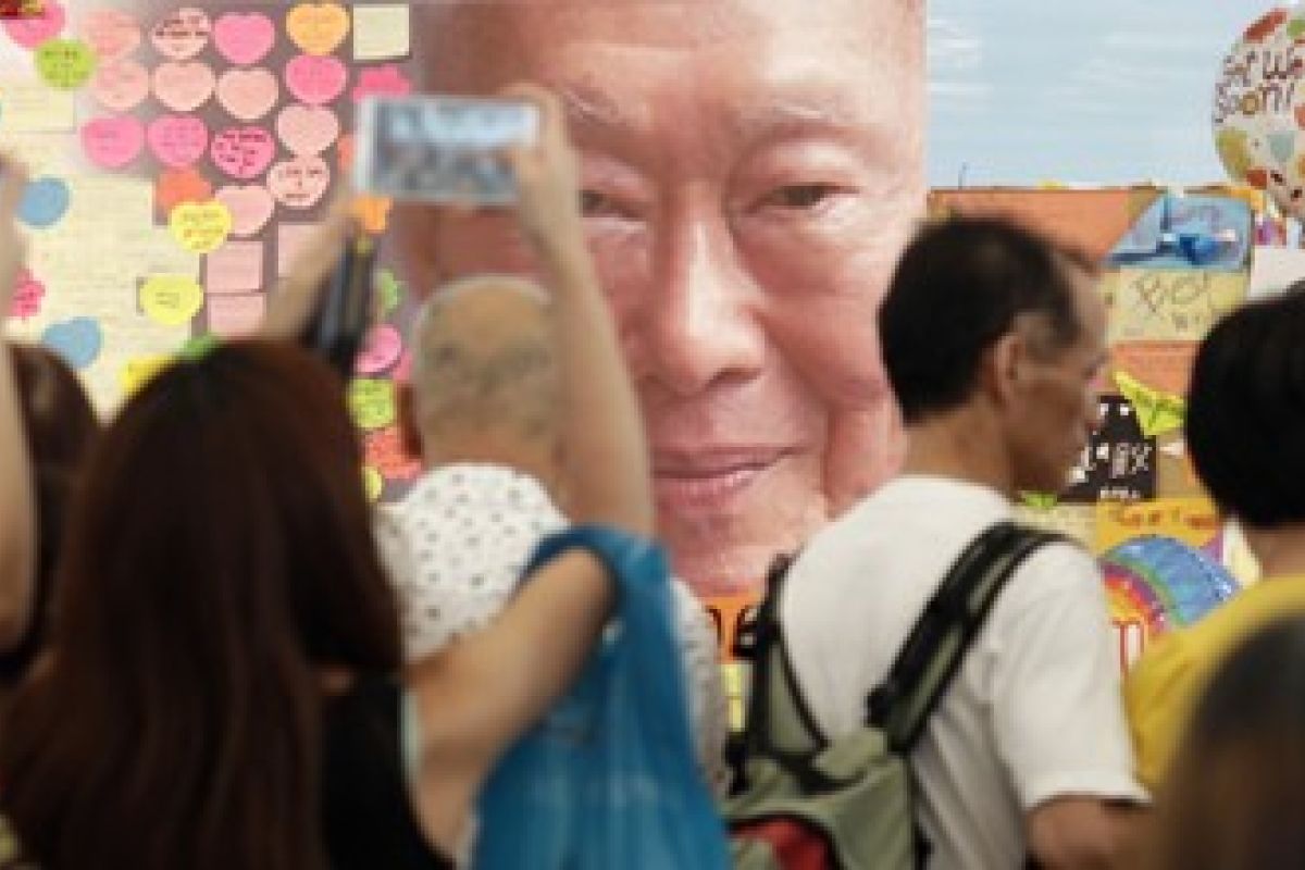 Mengenang Lee Kuan Yew dari Seberang