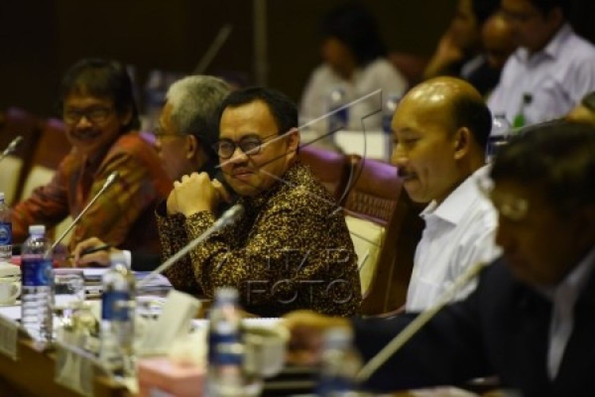 Menteri ESDM Sarankan Pertamina Lanjutkan Efisiensi