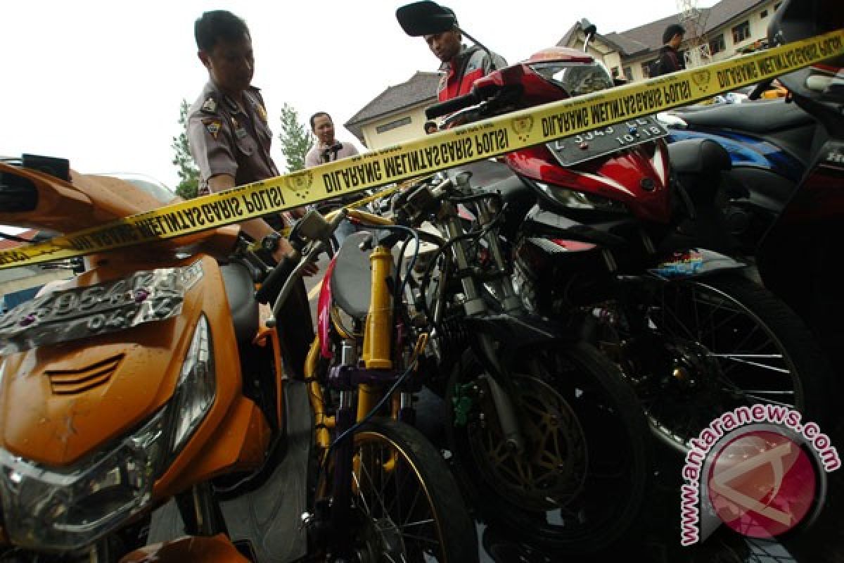 Motor pelaku balap liar disita tiga bulan di Banjarmasin