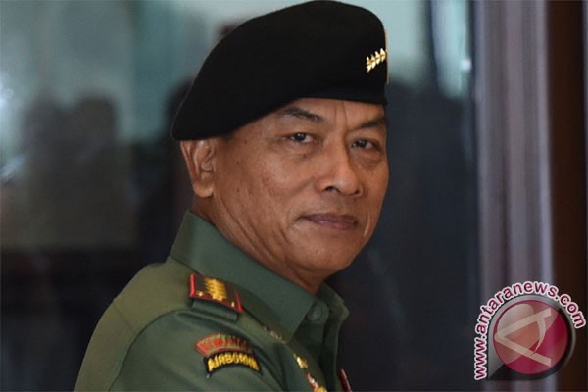 Panglima harapkan Wanita TNI jadi penerbang tempur