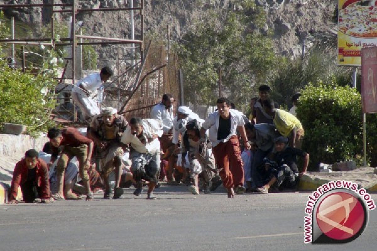 Serangan Koalisi Arab Mandul, Houthi Duduki Aden