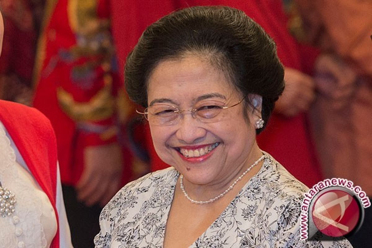 Megawati Soekarnoputri Dianugerahi Penghargaan Tertinggi Gerakan Pramuka