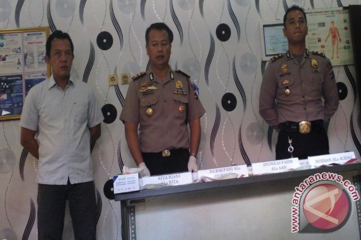 Polresta Banjarmasin Musnahkan 27 Paket Sabu 