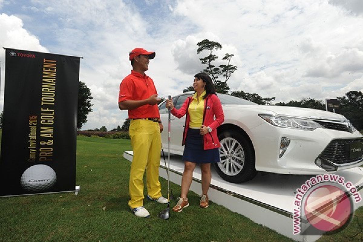 Pengguna Toyota Camry Setengah Peserta dari Camry Golf 