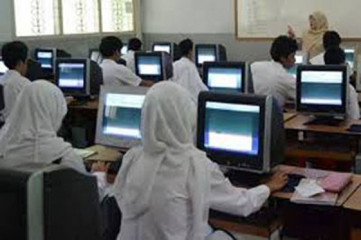 SMA-SMK Gunung Kidul siap ikuti ujian CBT