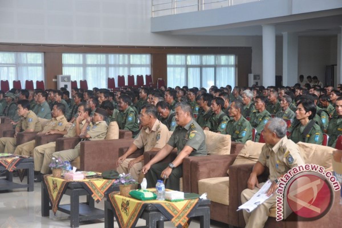 Pemkab Bangka Tengah Latih 420 Linmas