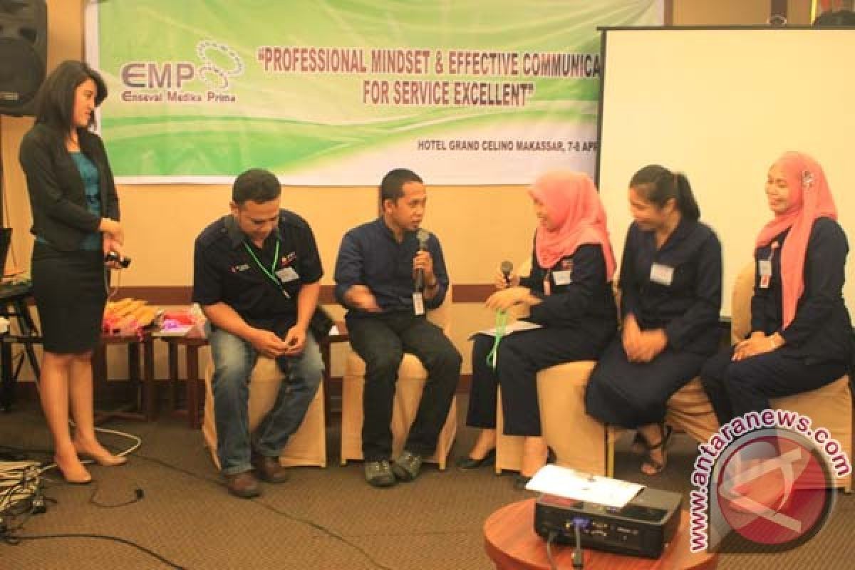 Petugas PMI Makassar dibekali pelatihan profesional 