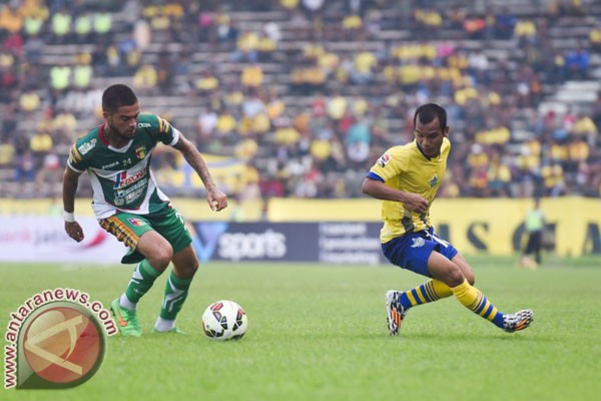 Persegres tundukkan Mitra Kukar 3-2