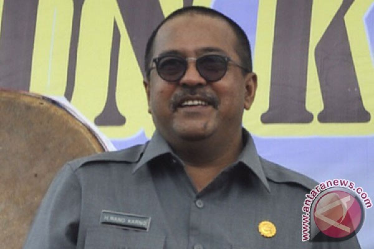 Rano Karno ajak seniman Banten dirikan lagi DKB