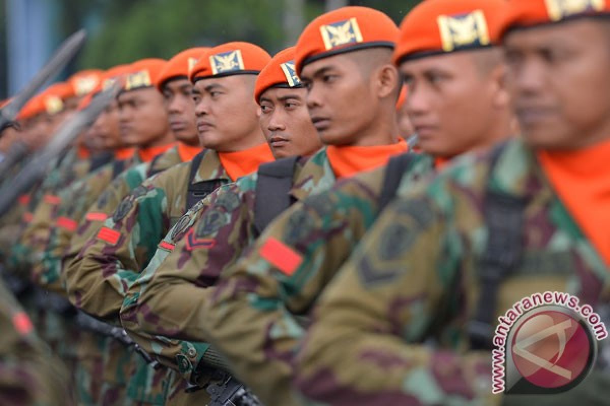 Personel Korps Pasukan Khas TNI AU tangkap pembakar lahan