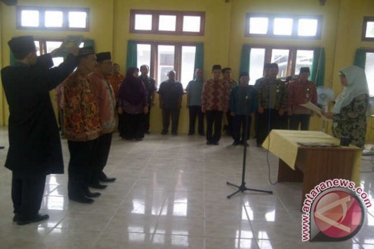 Dua Pejabat Kemenag Landak Dilantik