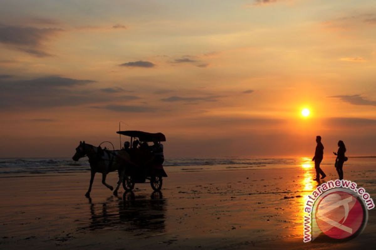 Volume kendaraan jalur wisata Parangtritis mulai meningkat