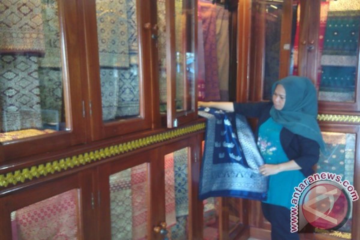 Songket khas Jambi kian diminati