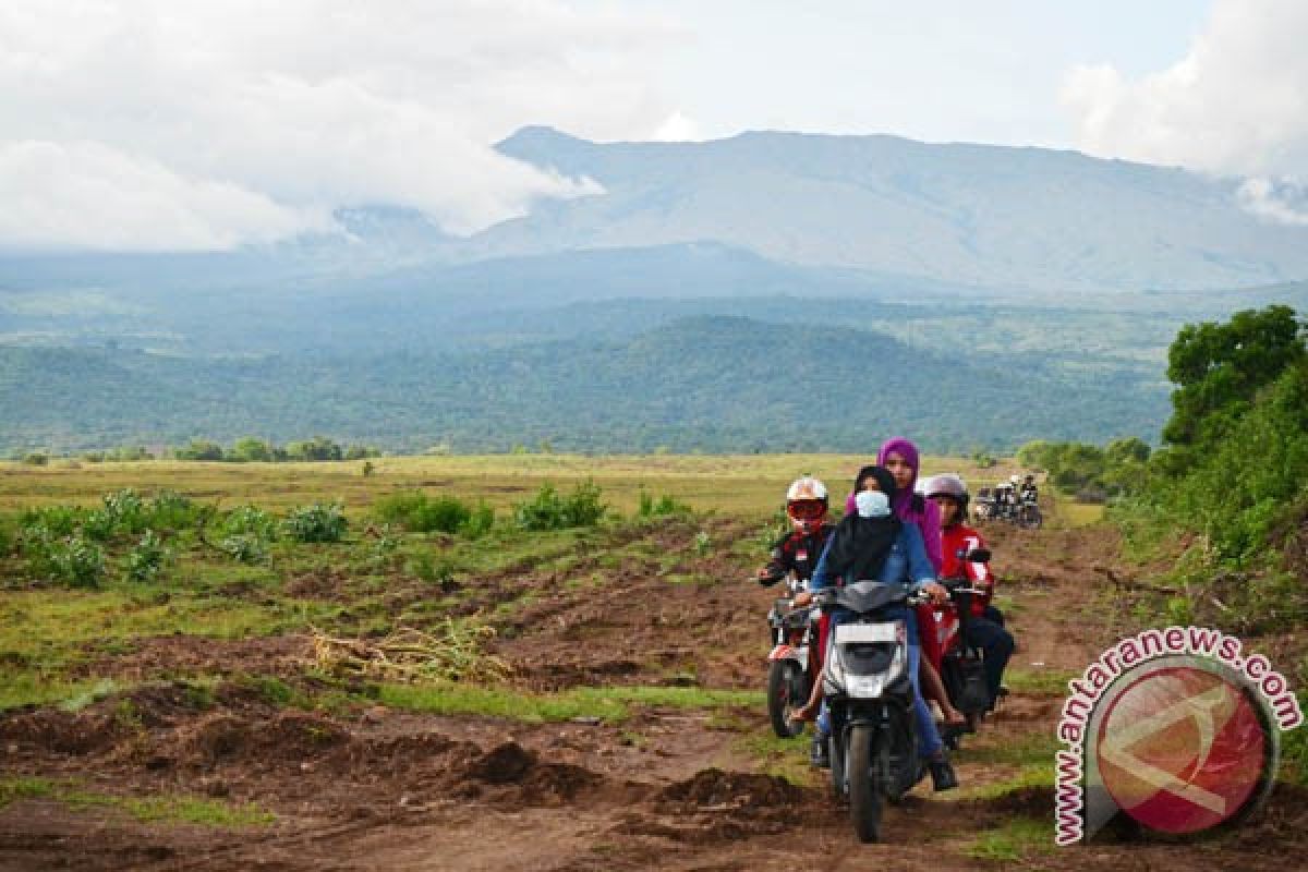 Lima gunung semburkan"Wangsit Tambora"