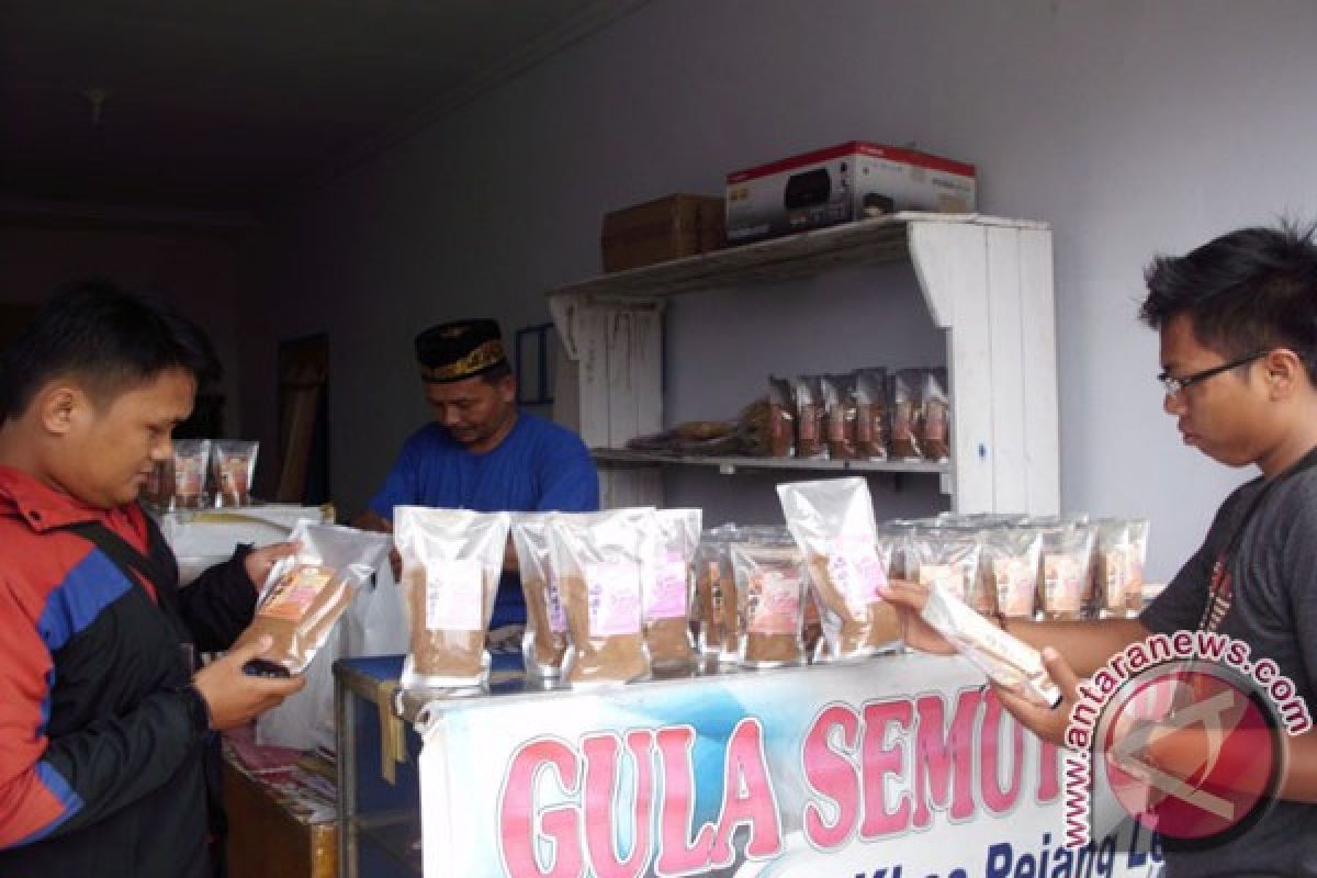 Produksi gula semut Rejanglebong terkendala pemasaran 