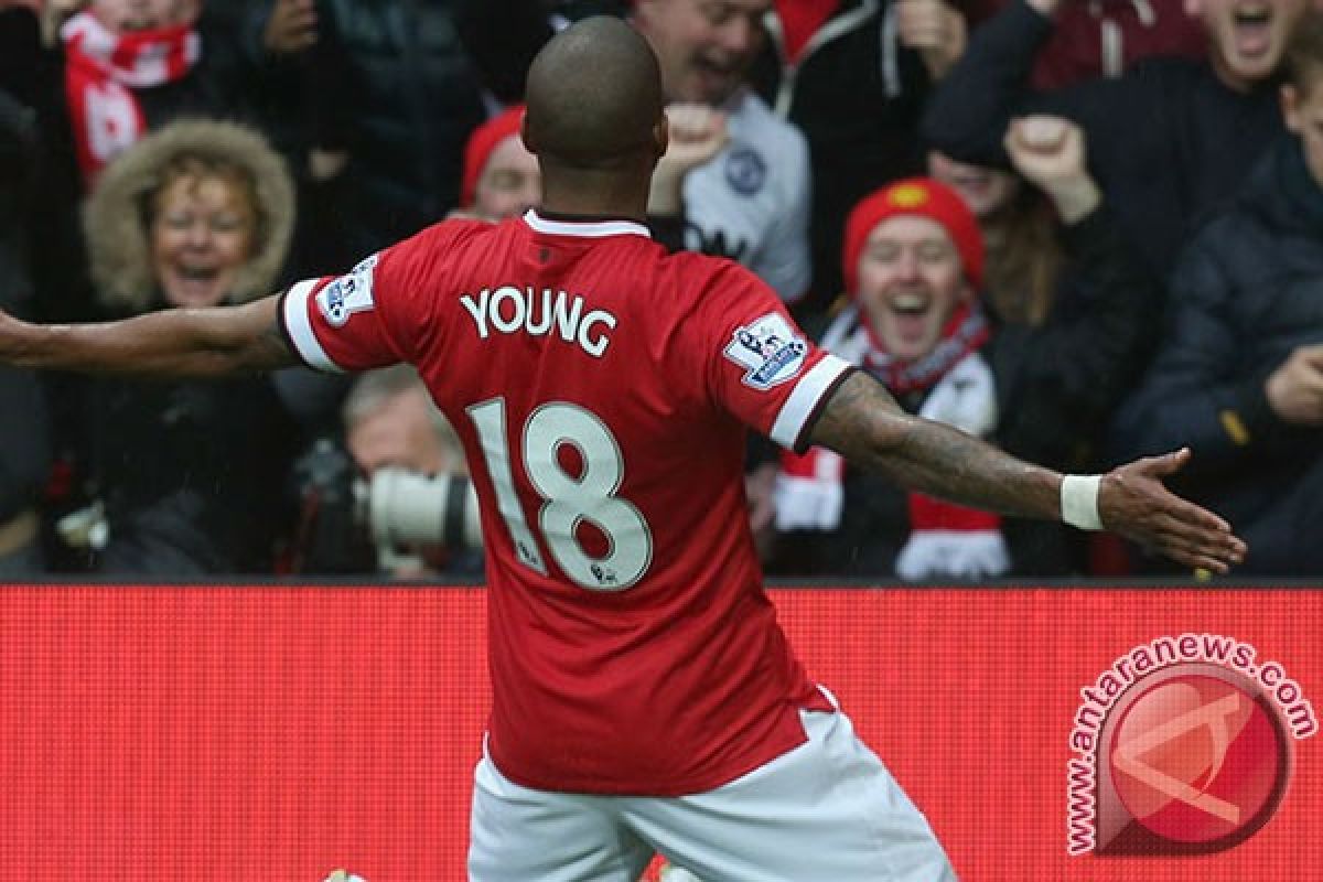 Manchester United ungguli City 2-1 babak pertama