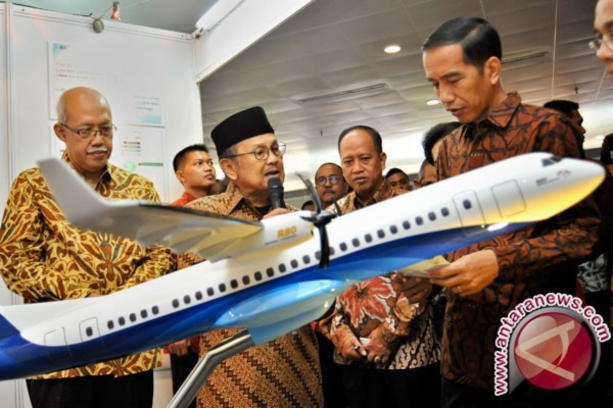 President Jokowi to Revive Country`s Aviation Industry