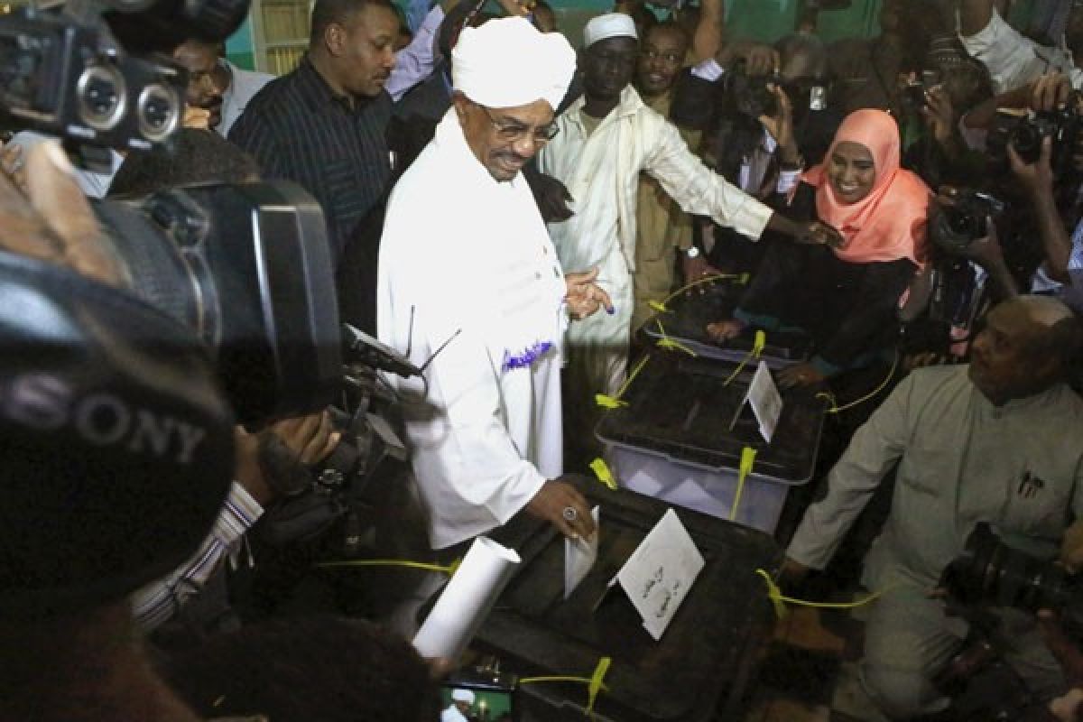 Tiga orang tewas dalam bentrokan ketika Presiden Sudan kunjungi Darfur